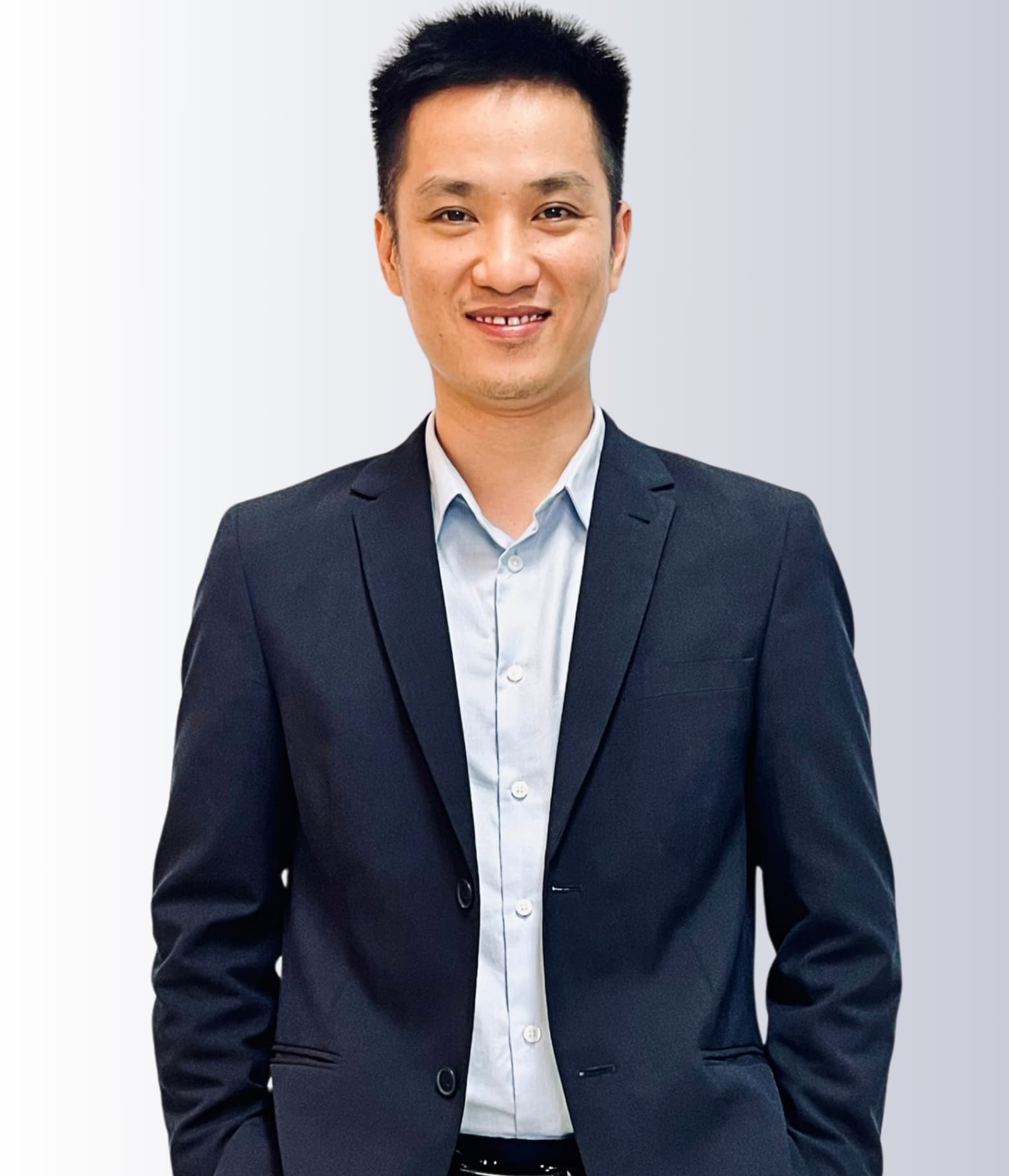 Ông TRẦN QUỐC VIỆT
