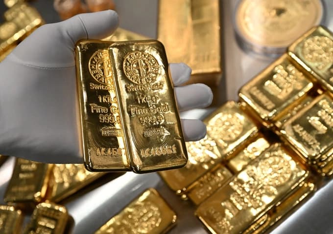 Vàng thỏi trong một hầm chứa ở Munich (Đức) tháng 1/2025. Ảnh: Reuters