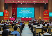 Sản xuất thời AI: Khi con người không còn là lực lượng duy nhất tạo ra giá trị