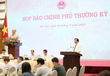 8 tháng đầu năm: Kim ngạch xuất khẩu và giải ngân vốn đầu tư công tăng cao