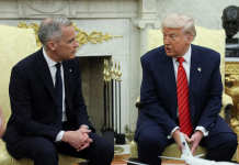 Tổng thống Trump dọa áp thuế quan 100% lên Canada